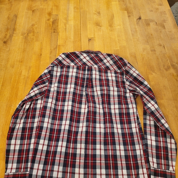 Boys' BASIC EDITION SZ XL Extra Large 14/16 Plaid Red Long-Sleeved Button-Down - Picture 3 of 4